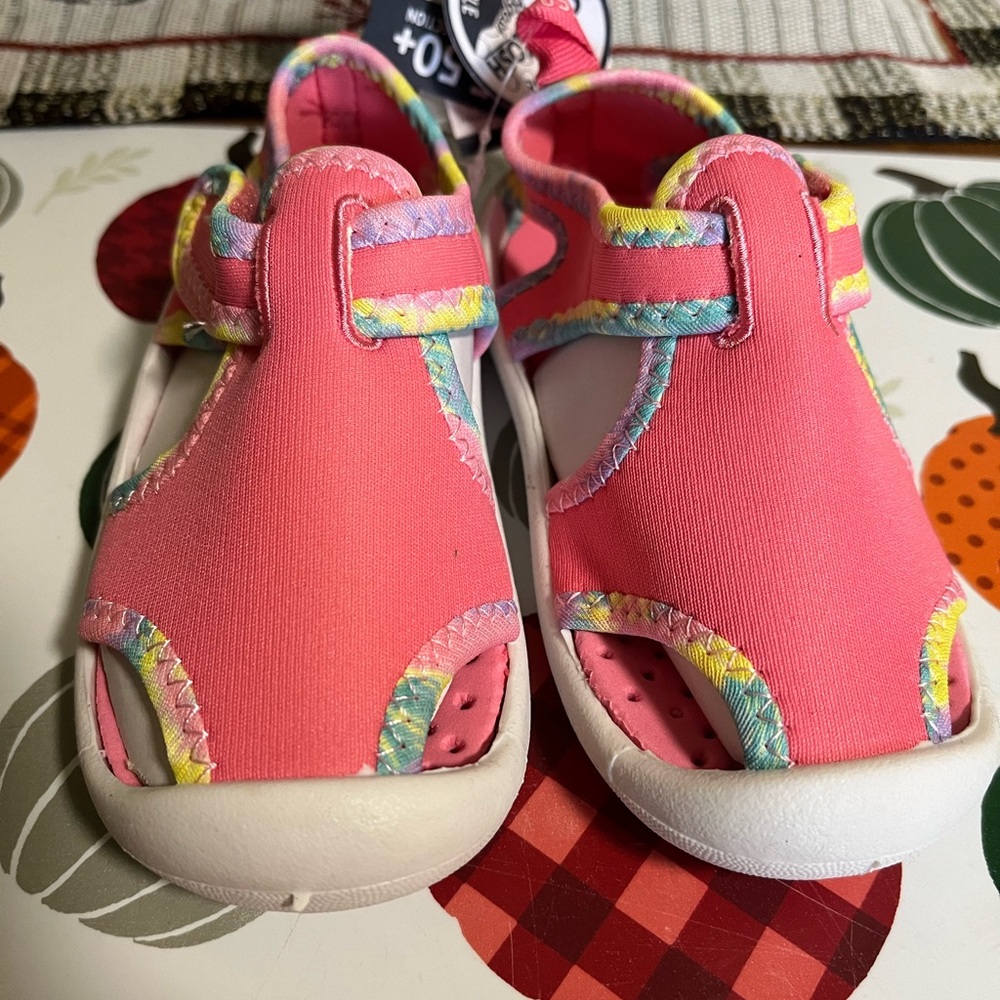 Oshkosh swim/sandals